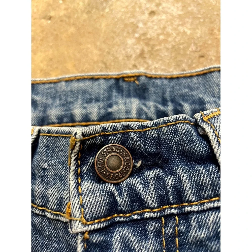 Levi's 505 Regular Fit Jeans Mens 31x34 Blue Denim Stonewash Mid Rise Straight - Picture 5 of 16